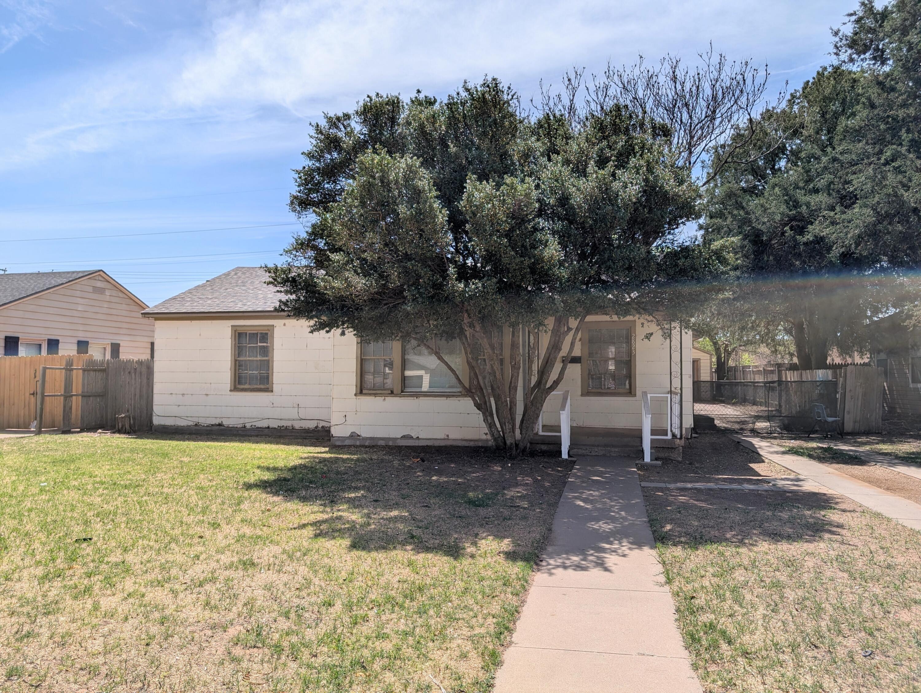 2823 33rd Street Lubbock, TX 79410 - Photo 9 of 9 PXL_20260324_180843912~2