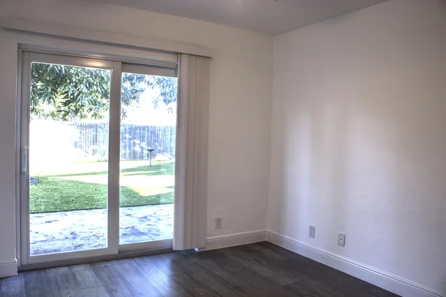 $4,700 | 517 Northwest 52nd Street, Boca Raton, FL 33487