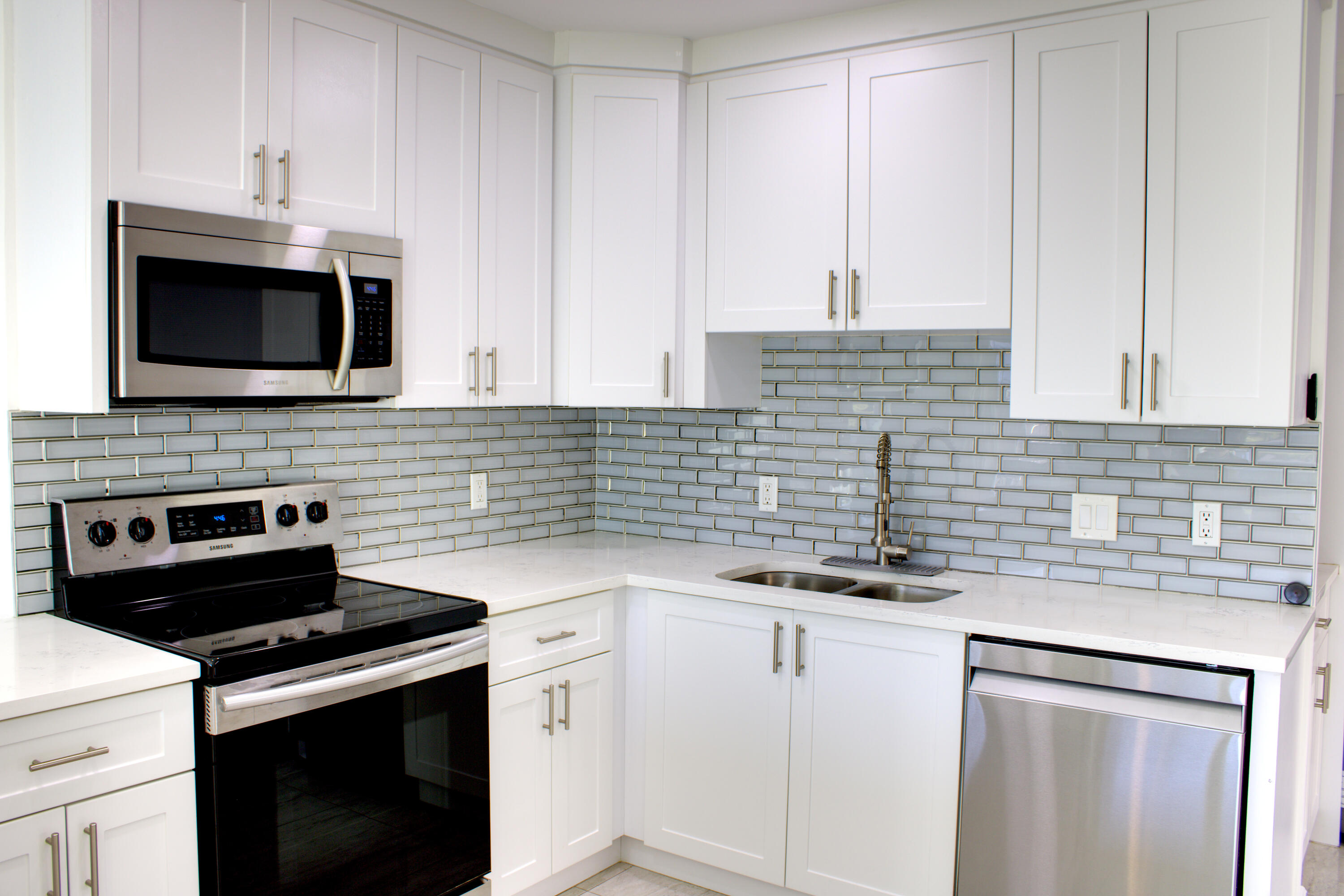 517 Northwest 52nd Street Boca Raton, FL 33487 - Photo 8 of 18 Kitchen.