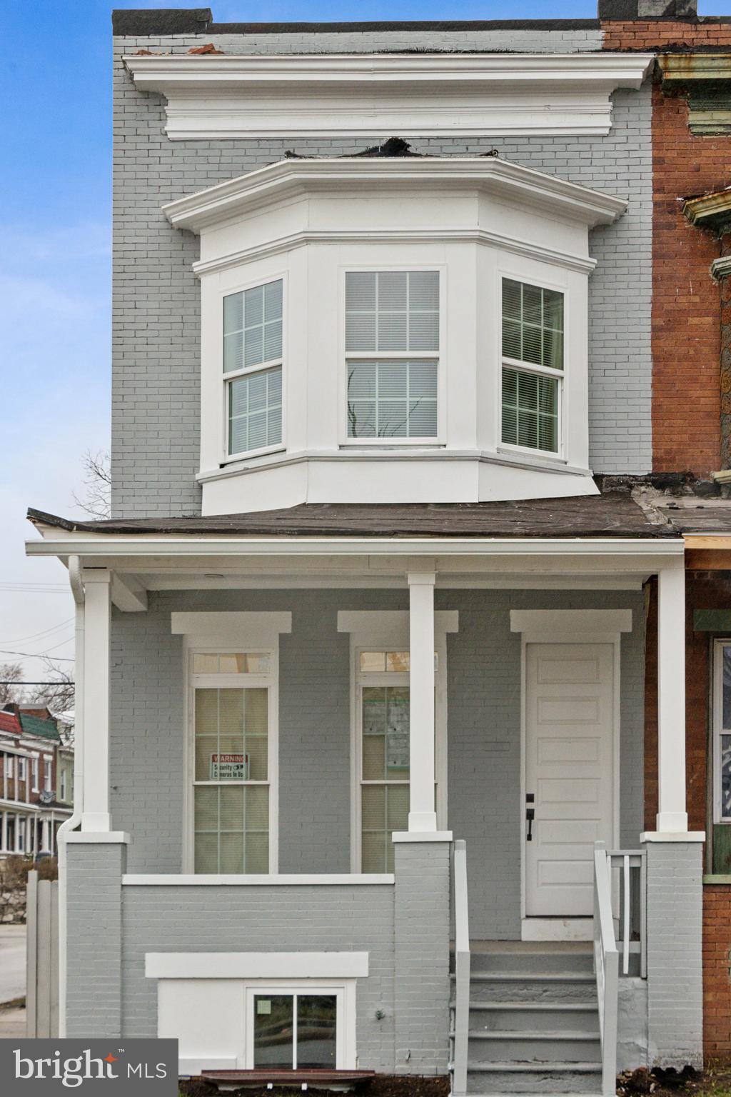 Welcome to 4033 Park Heights Ave!