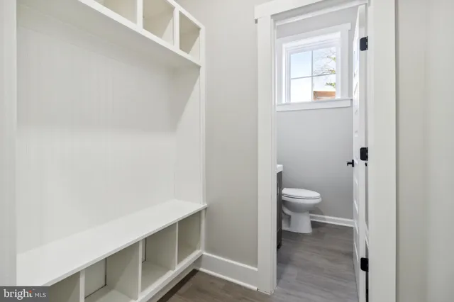 $250,000 | 4033 Park Heights Avenue, Baltimore, MD 21215