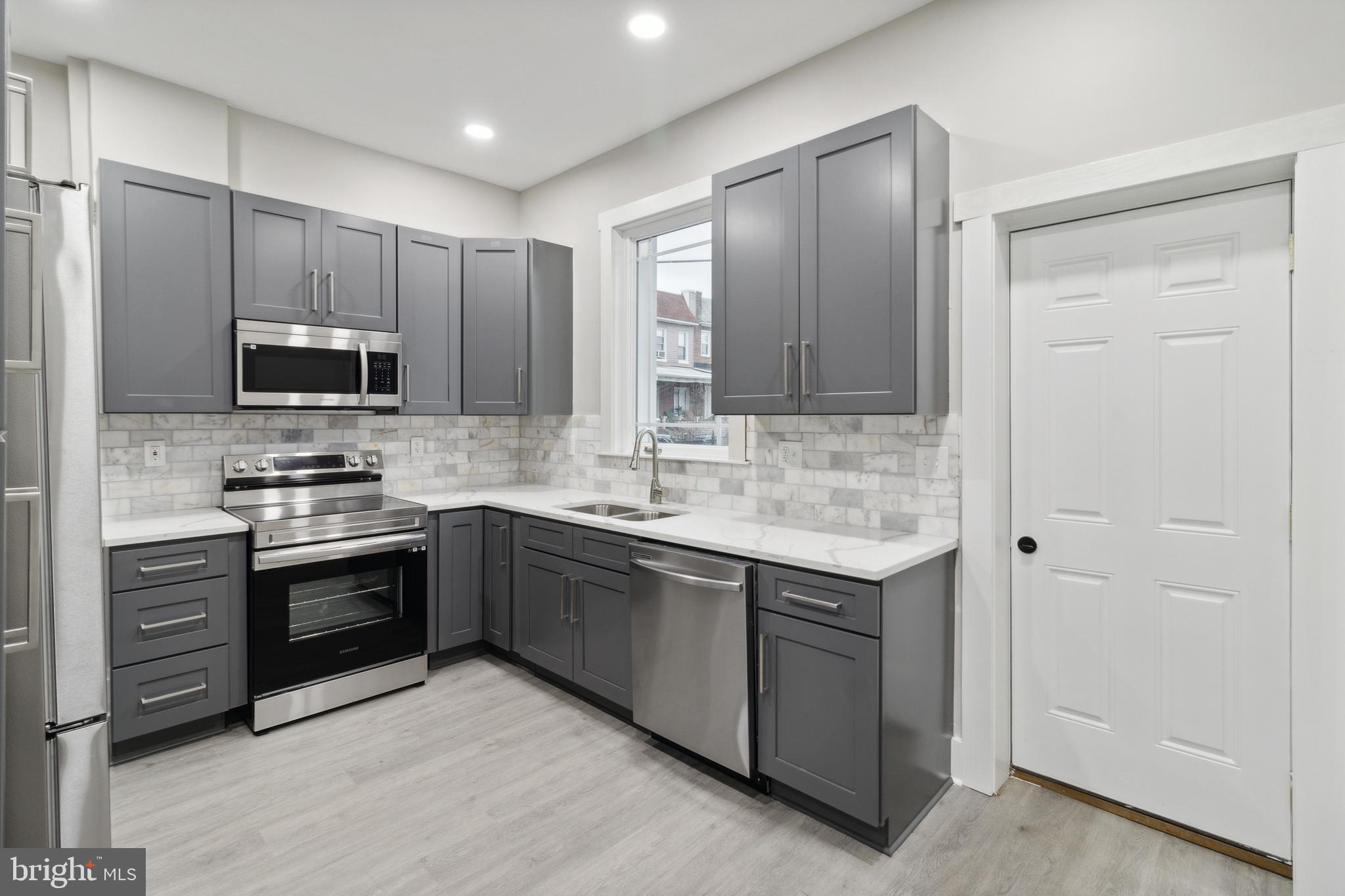 4033 Park Heights Avenue Baltimore, MD 21215 - Photo 2 of 41 Kitchen Upgraded Cabinets & Quartz Countertops