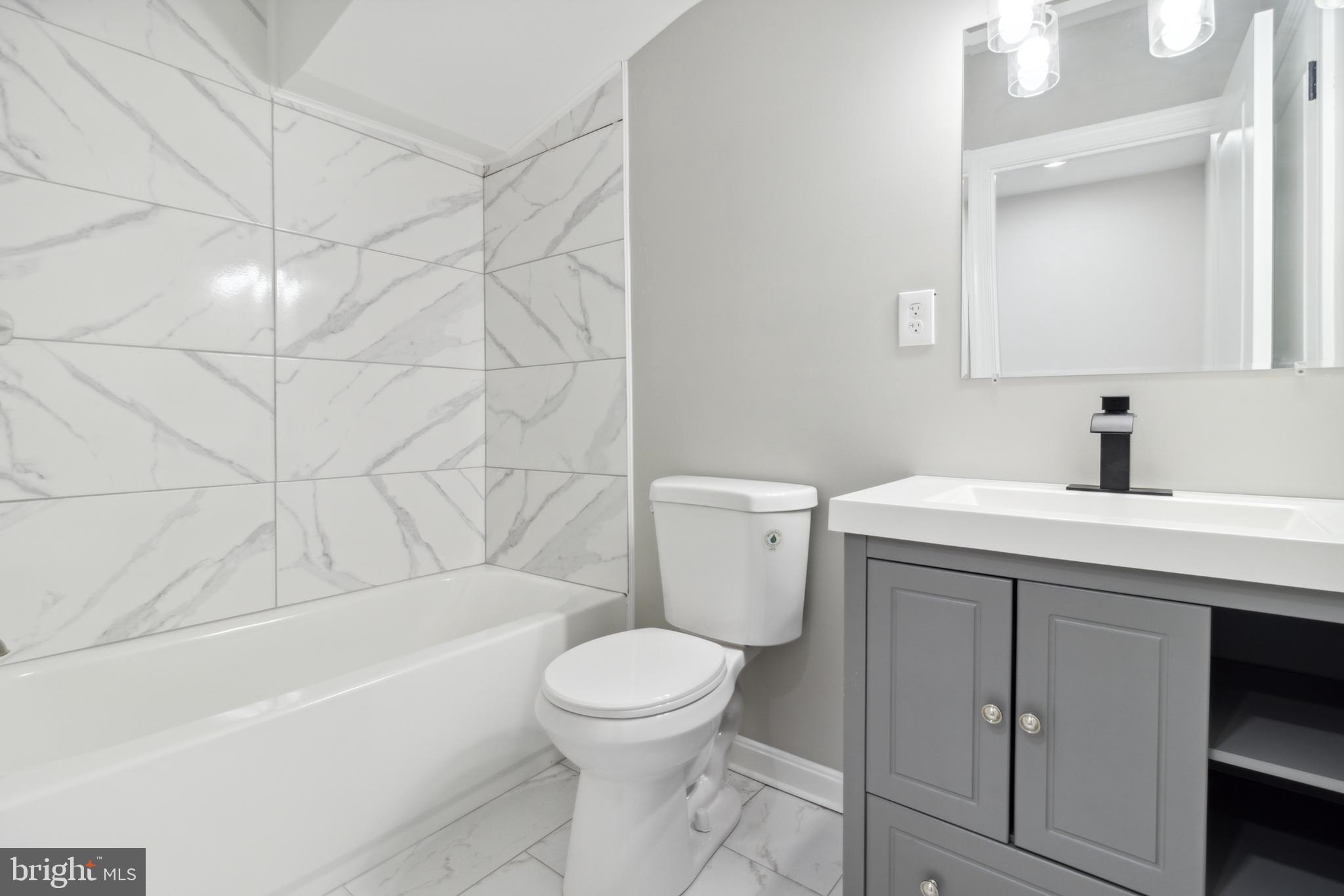 4033 Park Heights Avenue Baltimore, MD 21215 - Photo 36 of 41 Basement Full Bathroom