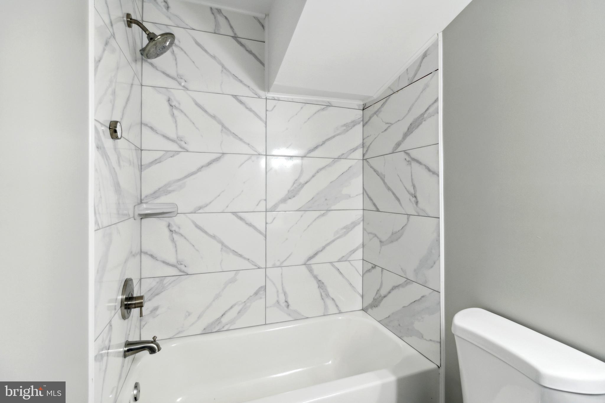 4033 Park Heights Avenue Baltimore, MD 21215 - Photo 37 of 41 Basement Full Bathroom