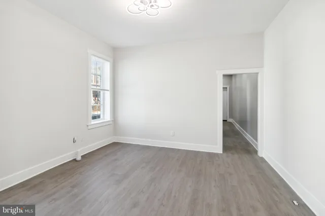 $250,000 | 4033 Park Heights Avenue, Baltimore, MD 21215