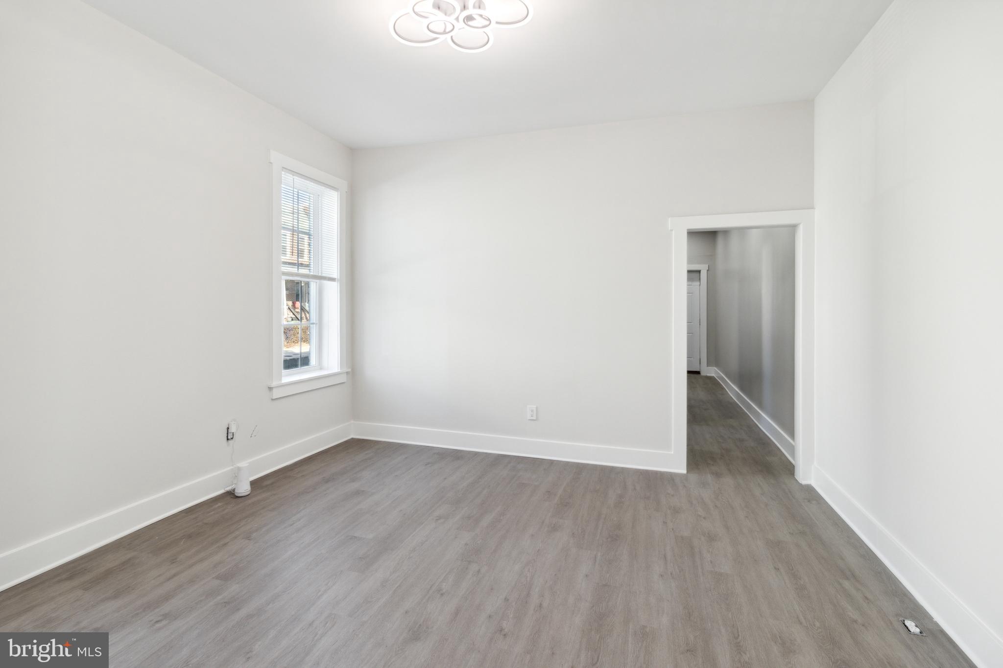 4033 Park Heights Avenue Baltimore, MD 21215 - Photo 7 of 41 Dining Room