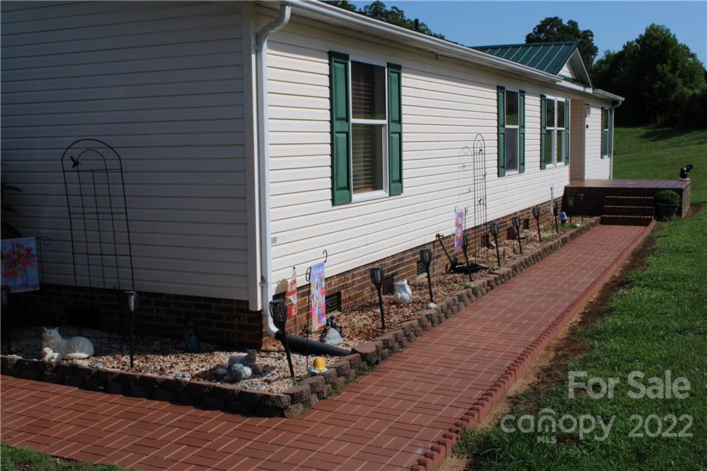 6337 Bollinger Loop Morganton, NC 28655 - Photo 5 of 37 Gallery Image 5