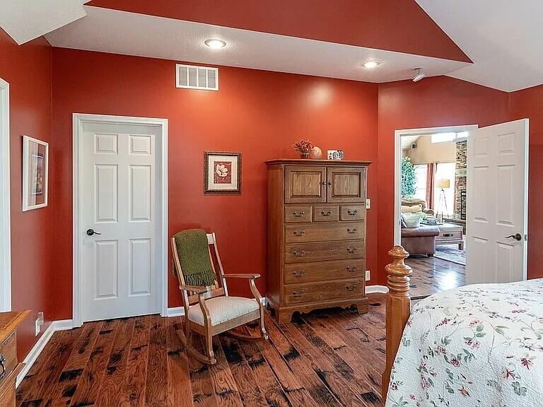 3518 East Long Lake Road Harrison, MI 48625 - Photo 21 of 97 Primary Bedroom