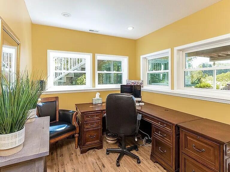 3518 East Long Lake Road Harrison, MI 48625 - Photo 34 of 97 Office
