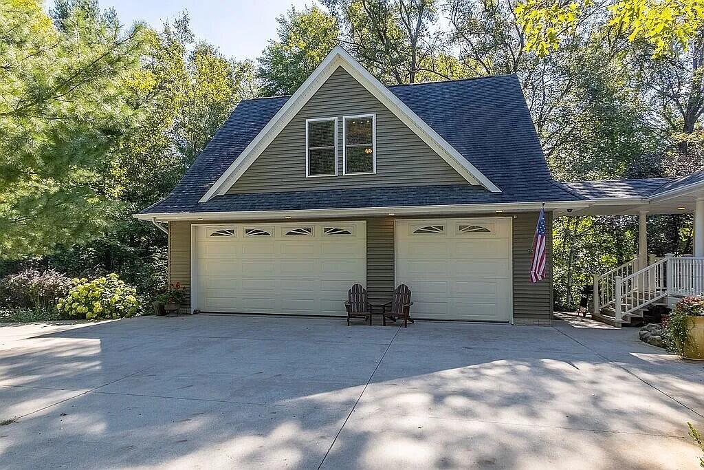 3518 East Long Lake Road Harrison, MI 48625 - Photo 39 of 97 Garage