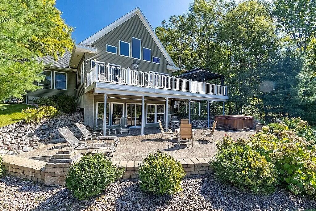 3518 East Long Lake Road Harrison, MI 48625 - Photo 66 of 97 Back View