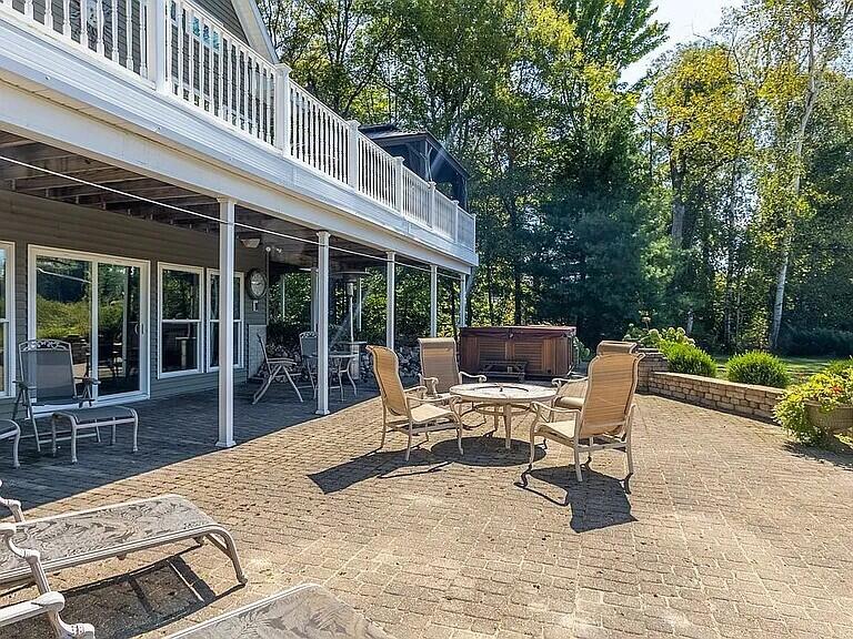 3518 East Long Lake Road Harrison, MI 48625 - Photo 67 of 97 Patio