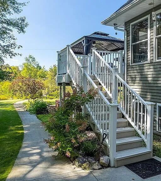 3518 East Long Lake Road Harrison, MI 48625 - Photo 77 of 97 Side View