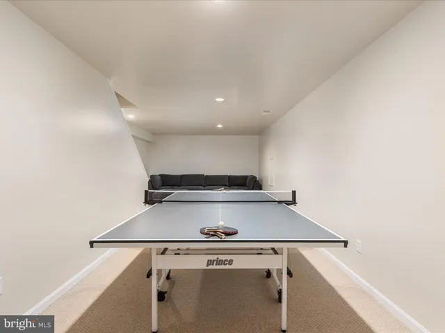 a view of stove top oven