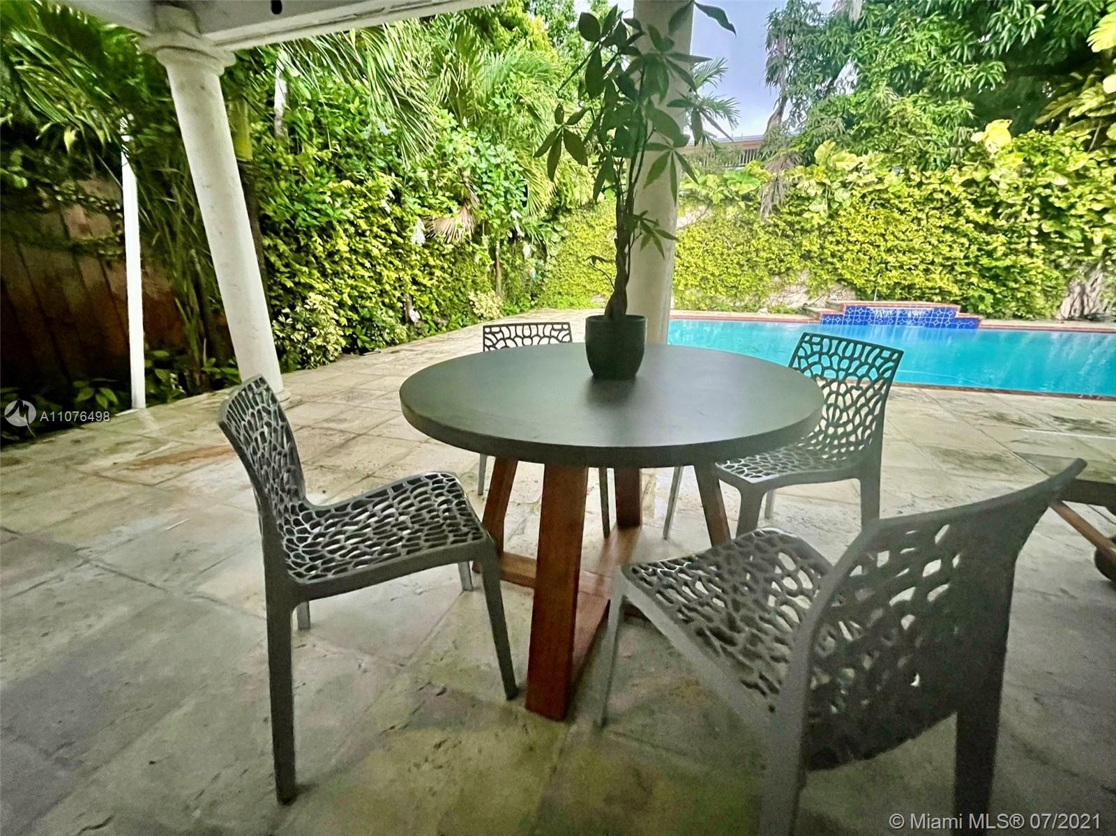 341 Southwest 21st Road Miami, FL 33129 - Photo 12 of 14 a view of balcony and patio