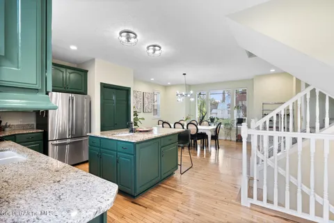 $1,025,000 | 702 North Government Way, Coeur D'Alene, ID 83814