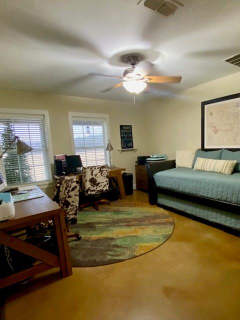 1079 Union Hill Road Mineral Wells, TX 76067 - Photo 34 of 40 a living room with furniture and a flat screen tv