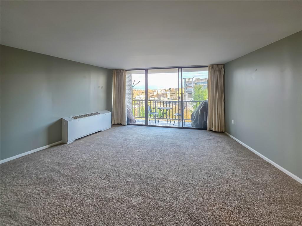 1160 Bower Hill Road, Unit 700C Pittsburgh, PA 15243 - Photo 17 of 35 an empty room with windows