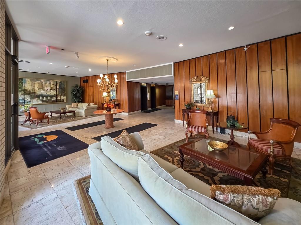 1160 Bower Hill Road, Unit 700C Pittsburgh, PA 15243 - Photo 6 of 35 a large kitchen with stainless steel appliances granite countertop a stove and cabinets