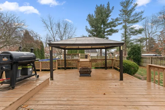 $289,900 | 501 Wesley Road, Kouts, IN 46347