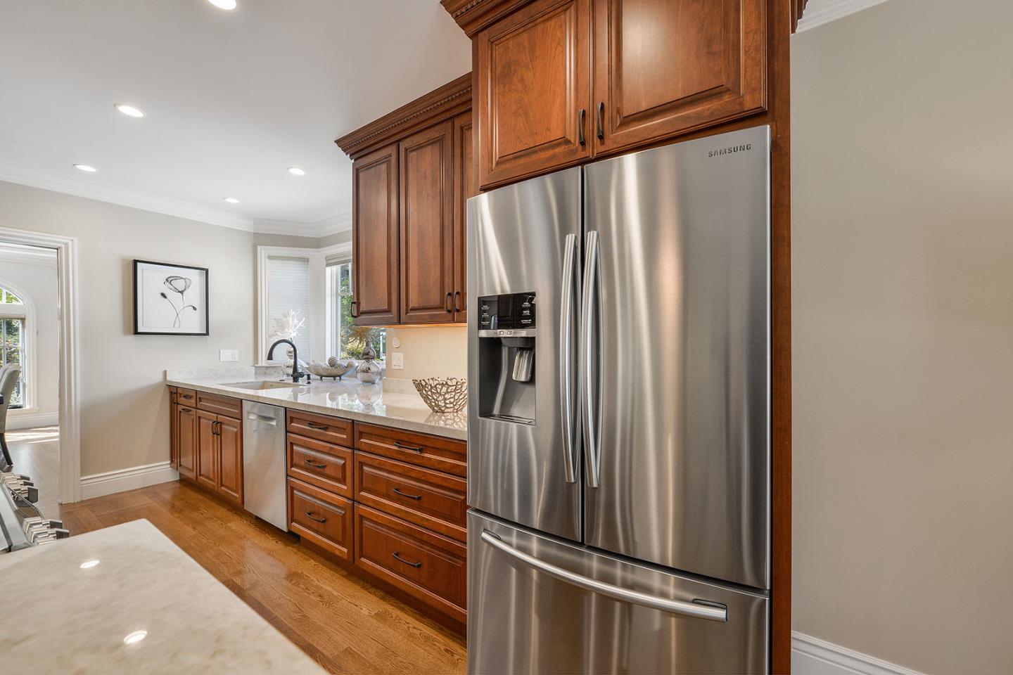 533 Warren Road San Mateo, CA 94402 - Photo 12 of 50