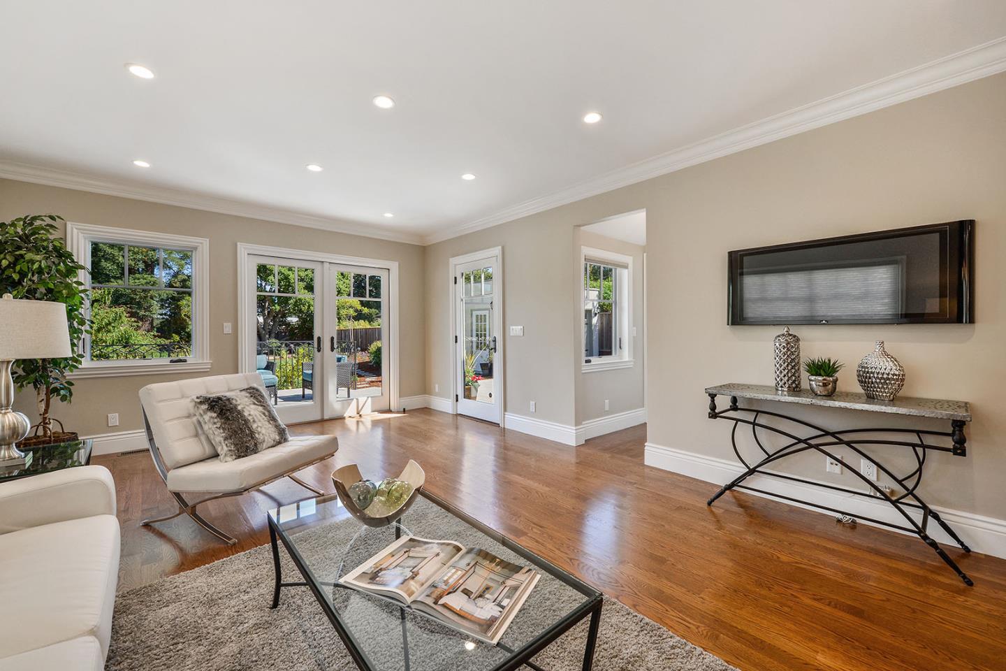 533 Warren Road San Mateo, CA 94402 - Photo 16 of 50