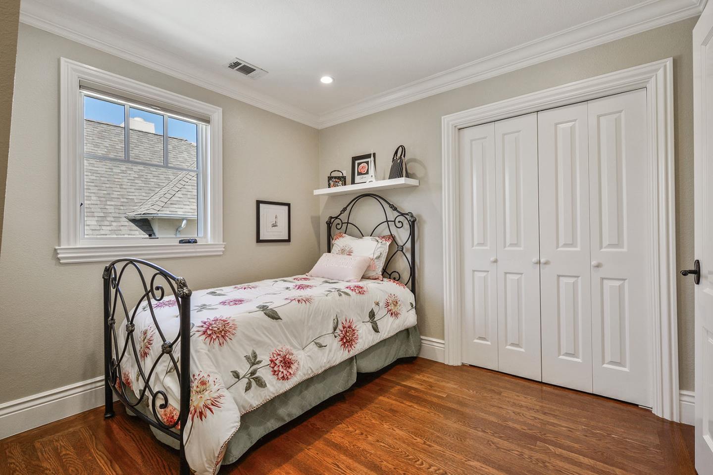 533 Warren Road San Mateo, CA 94402 - Photo 37 of 50