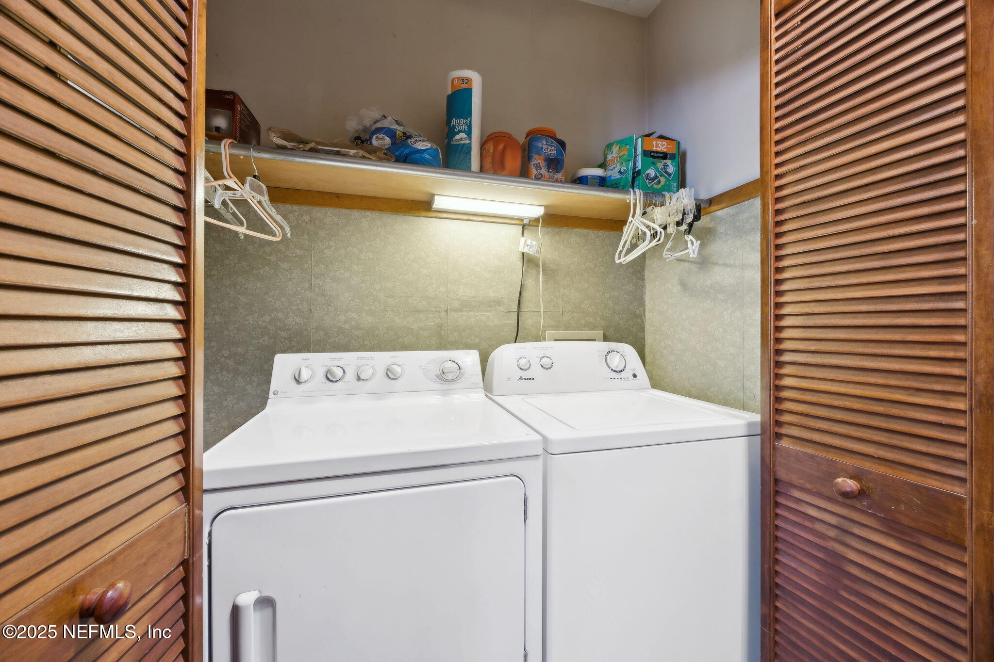 259 South Prospect Street Crescent City, FL 32112 - Photo 40 of 63 a utility room with dryer and washer