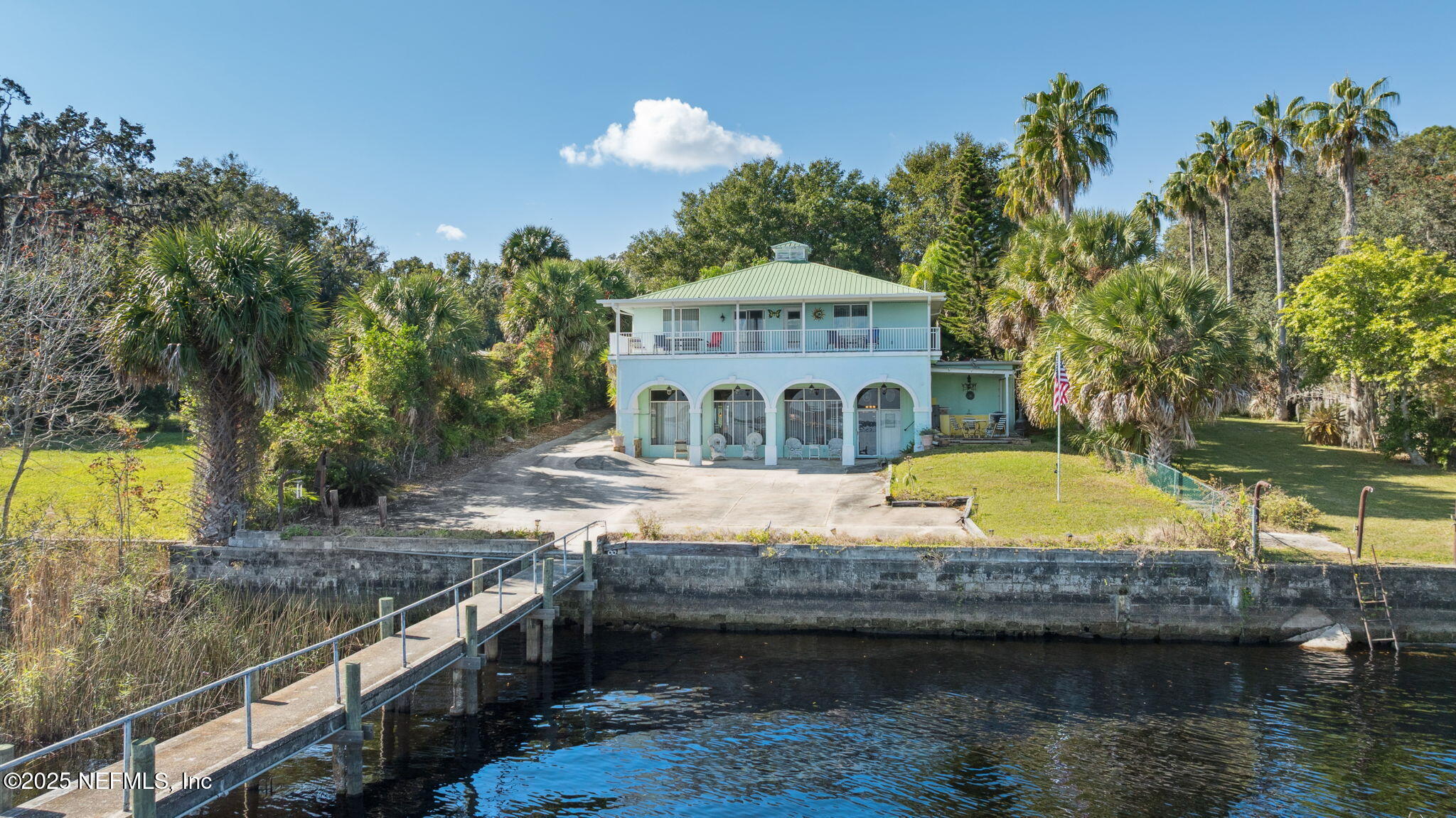 259 South Prospect Street Crescent City, FL 32112 - Photo 58 of 63 a view of swimming pool with a yard