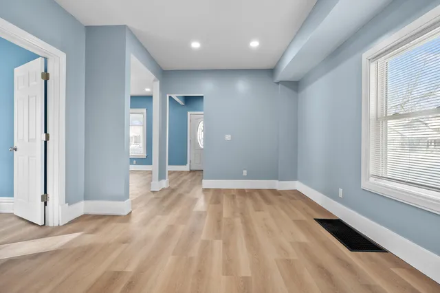 $184,900 | 901 Clarence Street, Kalamazoo, MI 49001