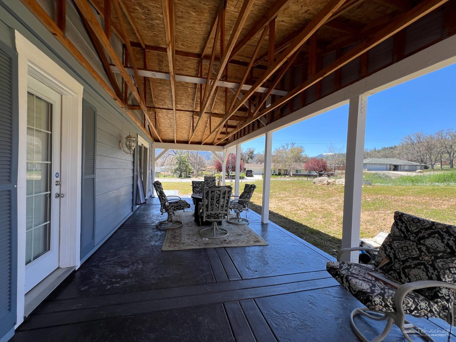 21201 Ridgeway Drive Tehachapi, CA 93561 - Photo 27 of 30 Gallery Image 27
