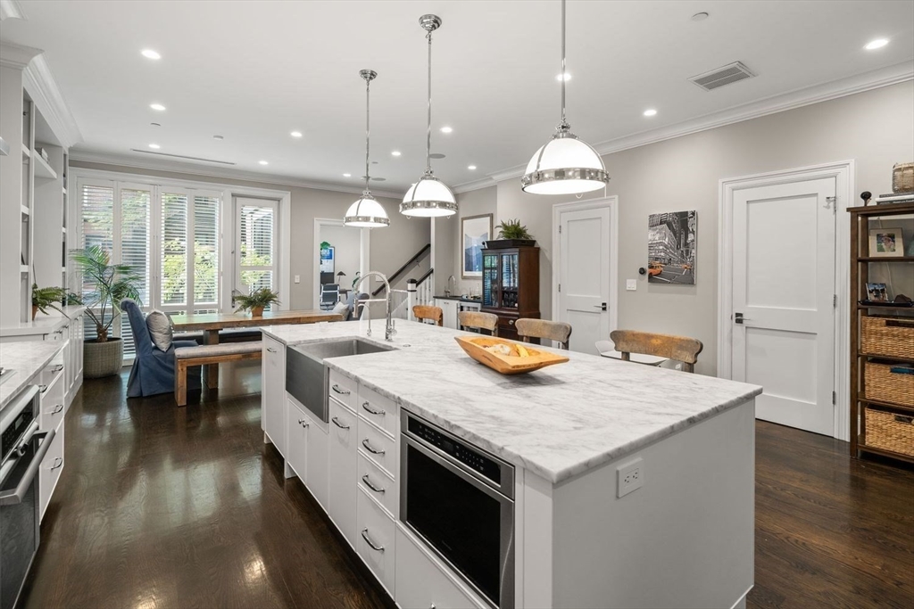 90 Waltham Street, Unit 2 Boston, MA 02118 - Photo 11 of 35