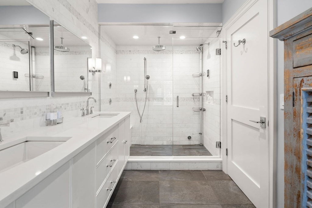 90 Waltham Street, Unit 2 Boston, MA 02118 - Photo 18 of 35