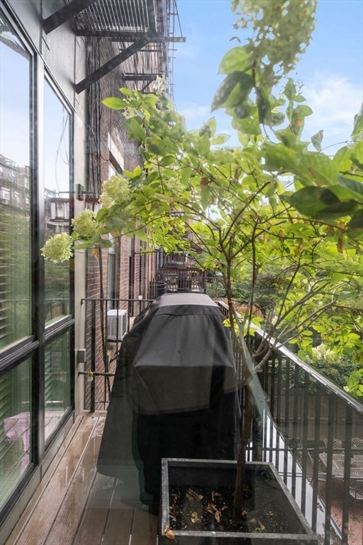 90 Waltham Street, Unit 2 Boston, MA 02118 - Photo 26 of 35