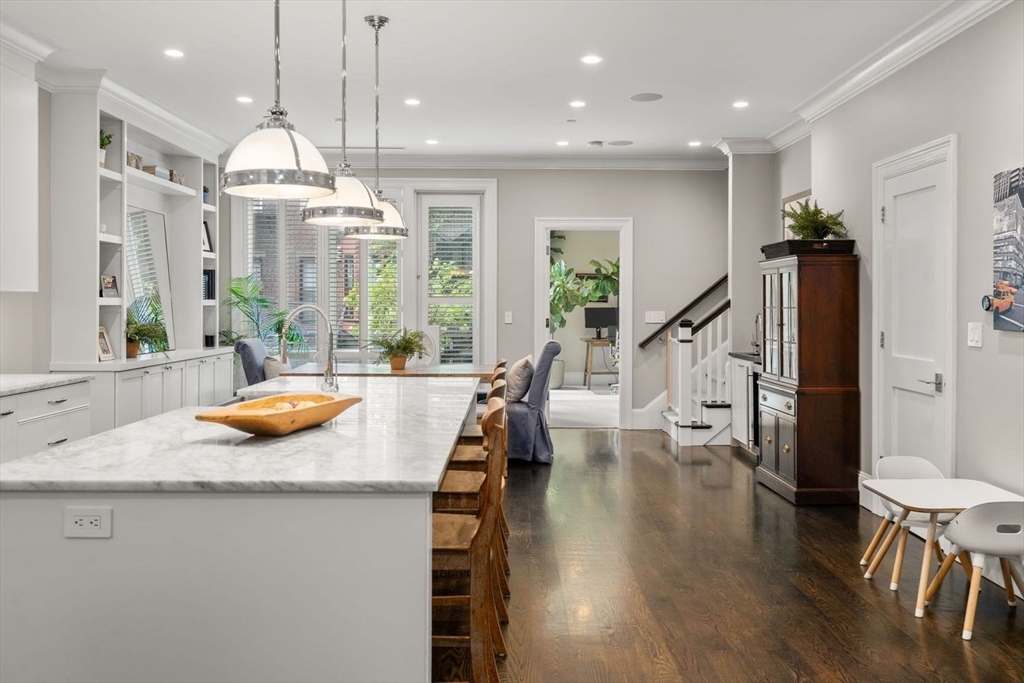 90 Waltham Street, Unit 2 Boston, MA 02118 - Photo 5 of 35