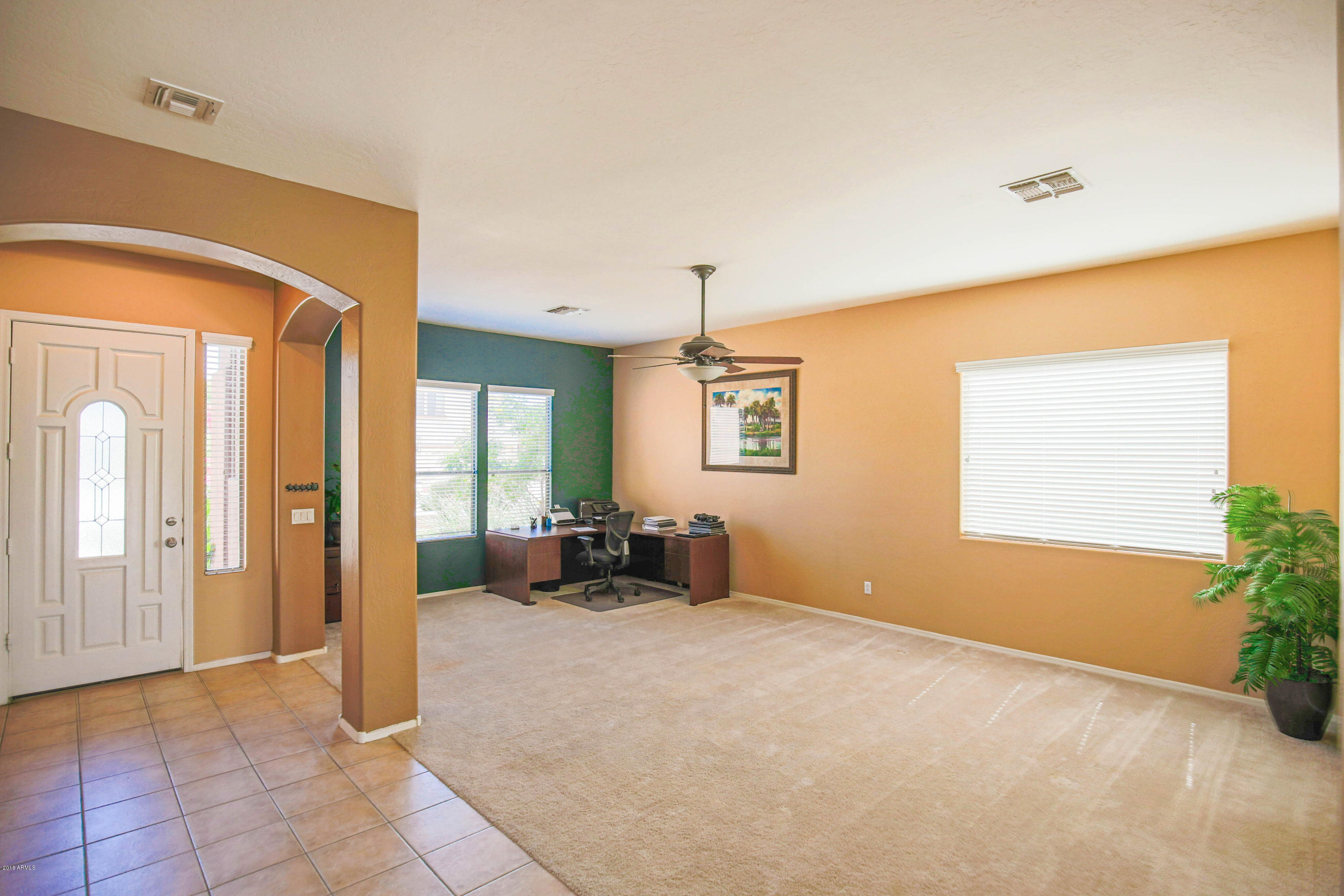 6950 West Rowel Road Peoria, AZ 85383 - Photo 5 of 39 6950 W Rowel Rd Peoria AZ 85383-13