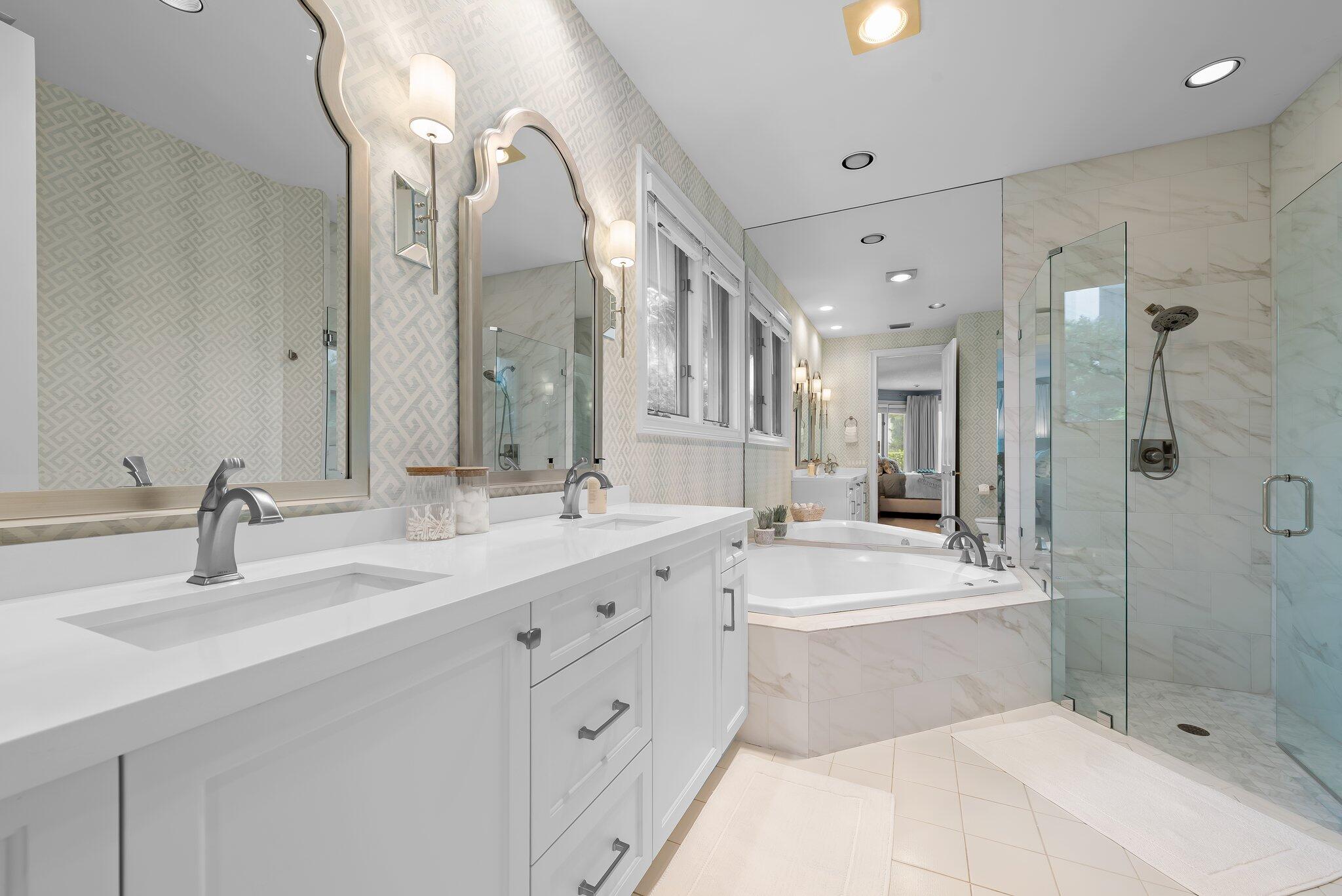 396 East Coconut Palm Road Boca Raton, FL 33432 - Photo 25 of 54 Guest Suite Bath