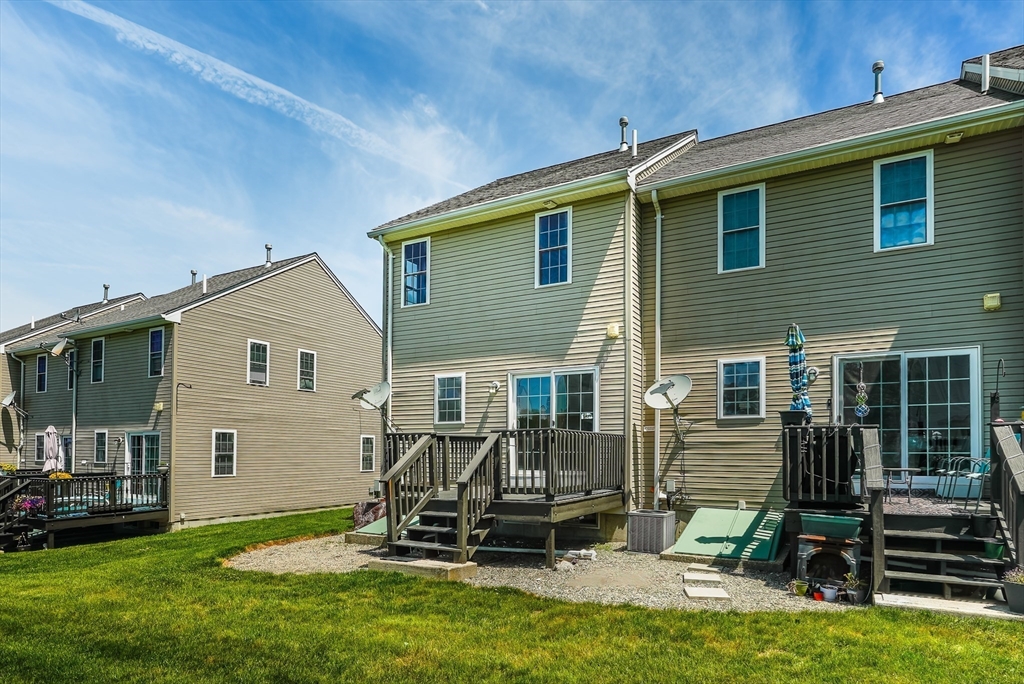 5055 North Main Street, Unit 3 Fall River, MA 02720 - Photo 4 of 20