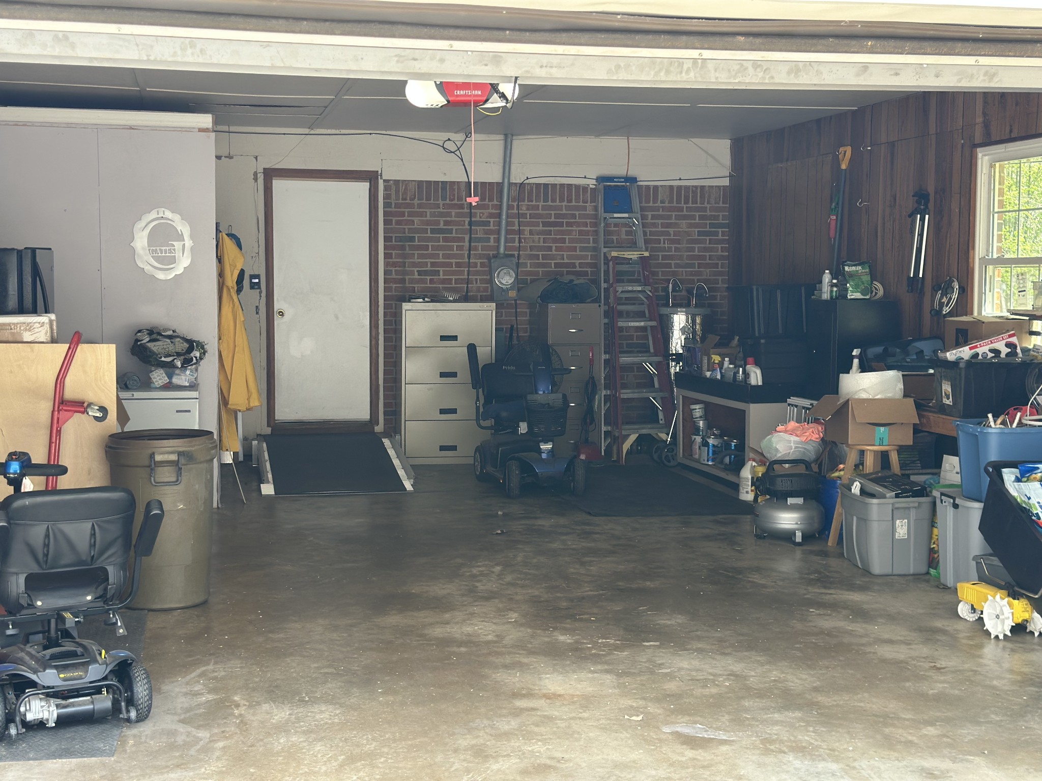 1900 Guthrie Road Paris, TN 38242 - Photo 26 of 36 a view of livingroom with furniture and toys