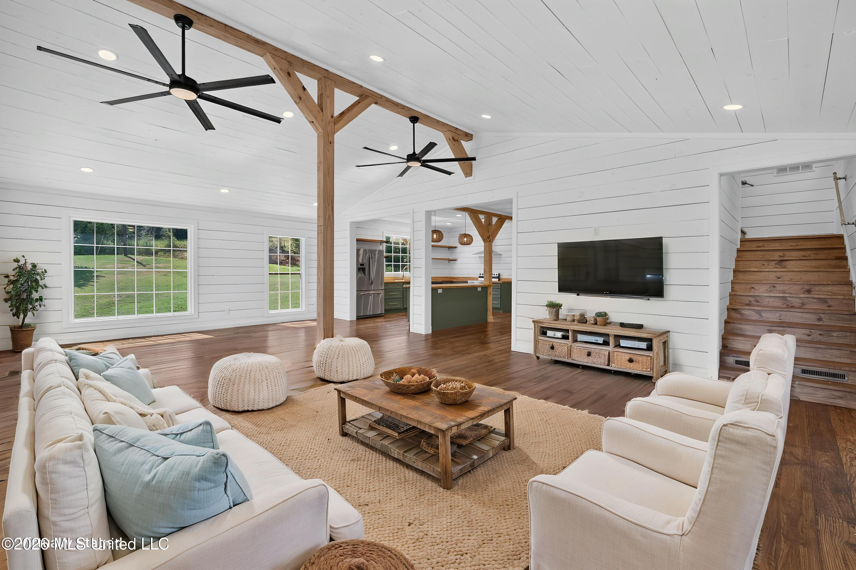 2881 Cr 424 Ripley Ms 38663 Ripley, MS 38663 - Photo 25 of 50 26-2881_Co_Rd_26 - Living Room - Farmhou
