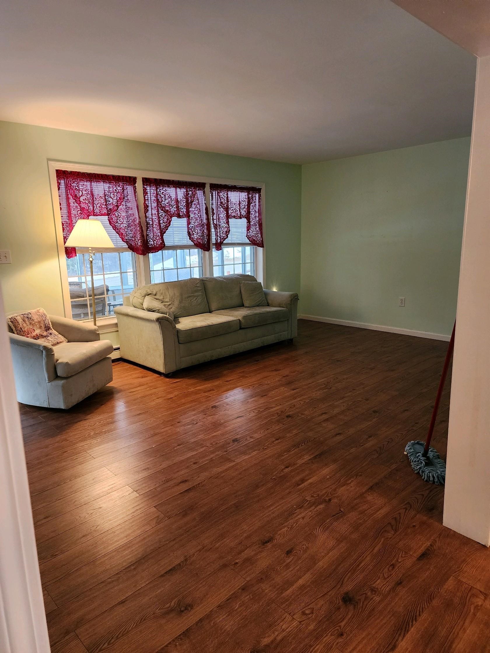 55 Chestnut Circle Loudon, NH 03307 - Photo 11 of 16