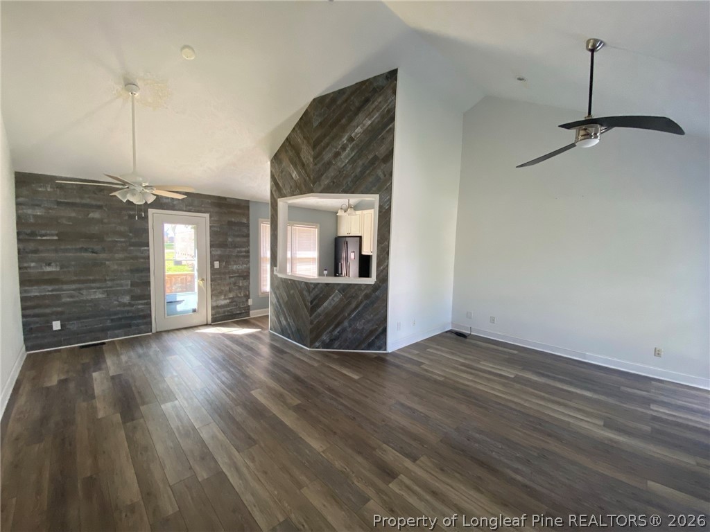 5715 Walkabout Road Hope Mills, NC 28348 - Photo 2 of 16