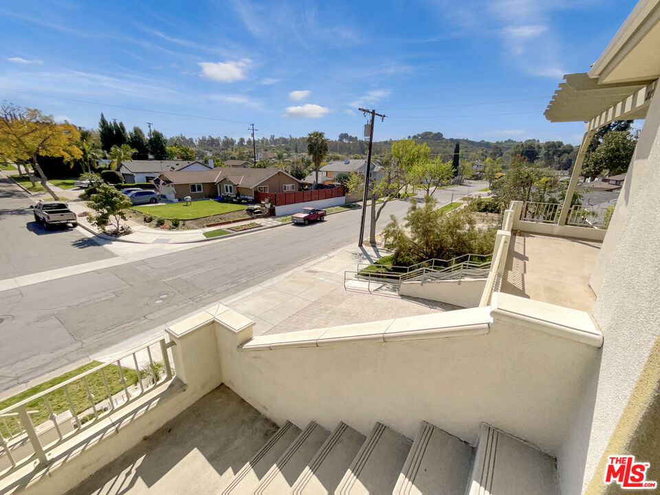 2829 Maple Avenue Fullerton, CA 92835 - Photo 13 of 47