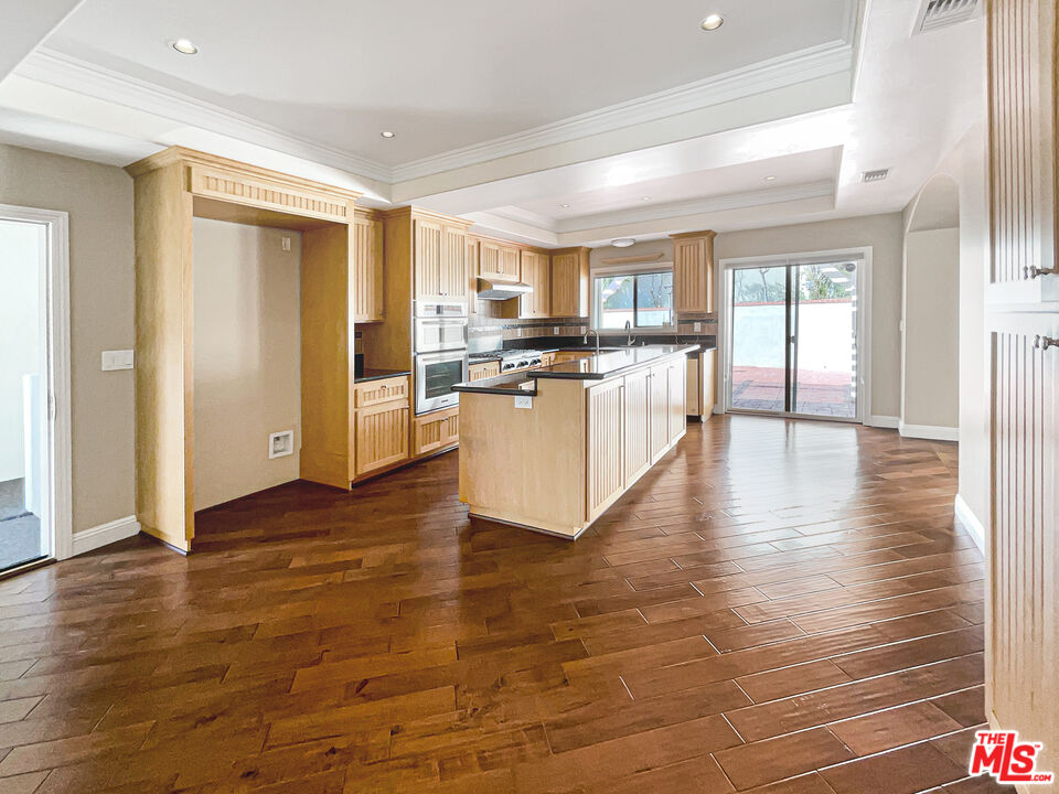 2829 Maple Avenue Fullerton, CA 92835 - Photo 18 of 47