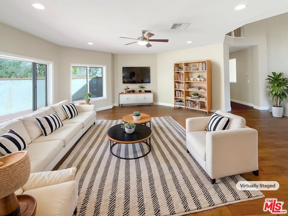 2829 Maple Avenue Fullerton, CA 92835 - Photo 2 of 47