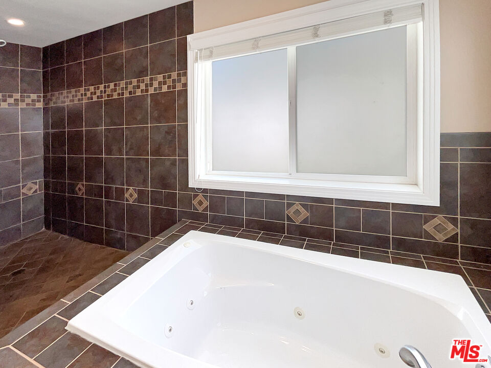 2829 Maple Avenue Fullerton, CA 92835 - Photo 41 of 47