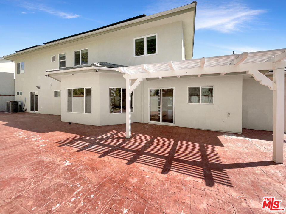 2829 Maple Avenue Fullerton, CA 92835 - Photo 8 of 47