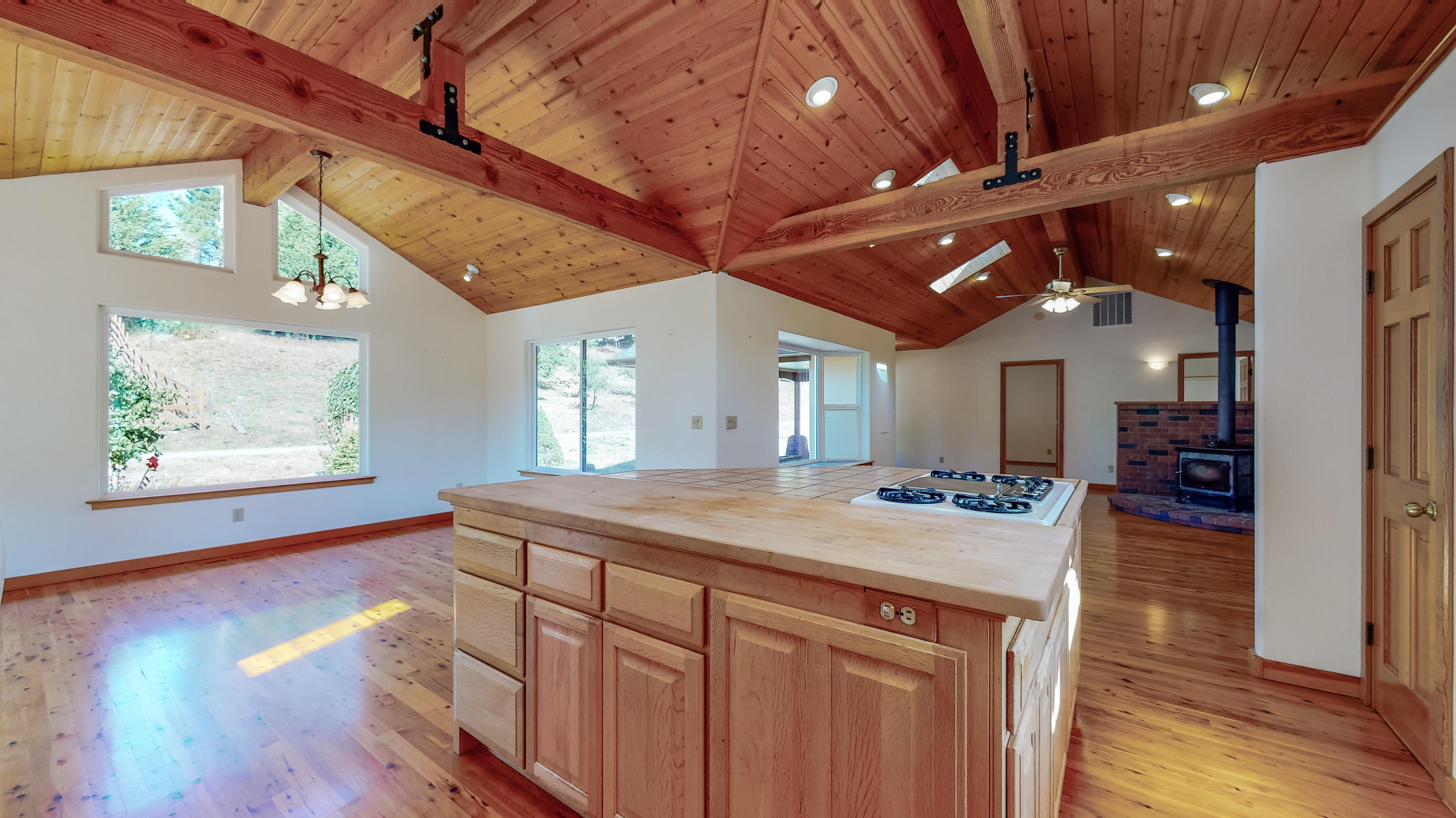 65 Lauren Glen Road Hydesville, CA 95547 - Photo 18 of 66 65 Lauren Glen Road-119