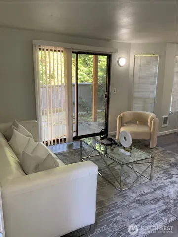 $250,000 | 1700 Lake Park Drive Southwest, Unit 2, Tumwater, WA 98512