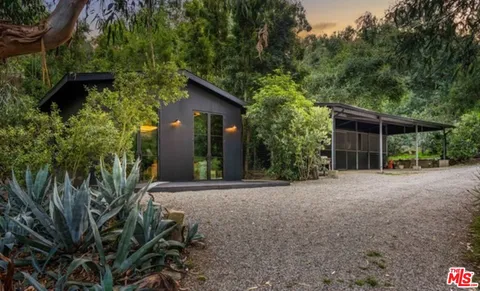 $4,000,000 | 3655 McAnany Way, Malibu, CA 90265